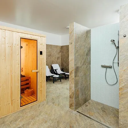 Апарт-отель Apartmanovy Dom Grand - Contactless Check In 3*