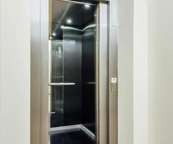מלון דירות Apartmanovy Dom Grand - Contactless Check In 3*
